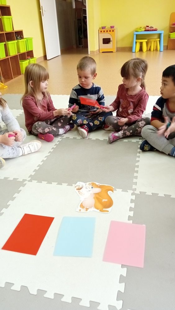 Kotki kodują w ramach Codeweek 2021/2022